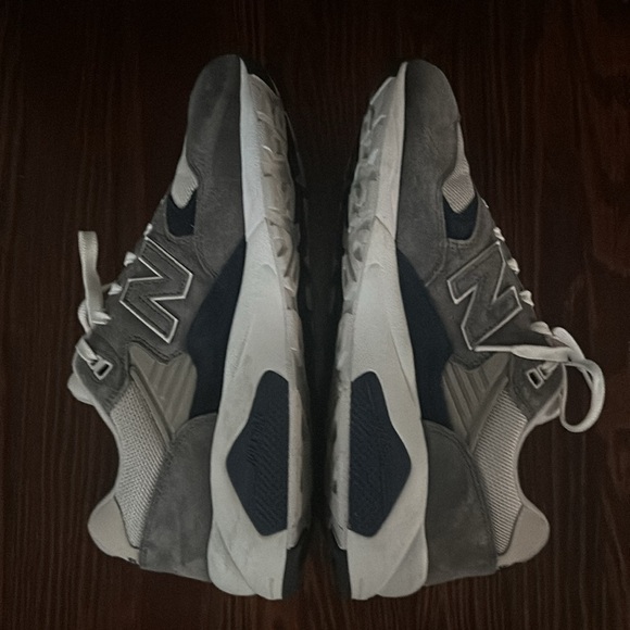 NEW BALANCE 580 “GRAY DAYS” - Picture 3 of 8